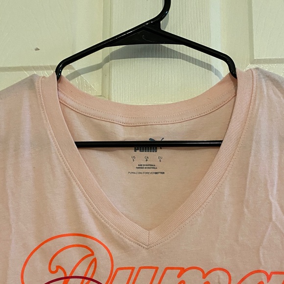 Puma Pink Gradient Script V-Neck Tee - Picture 2 of 4